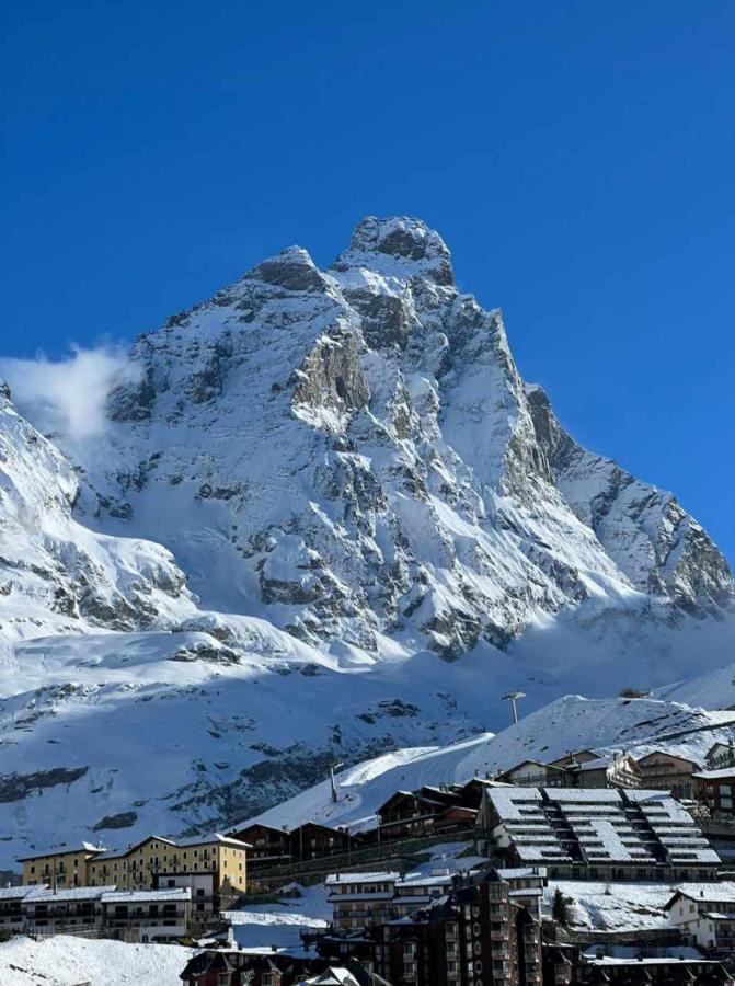 Giomein Sporting Red House Breuil-Cervinia Exterior foto